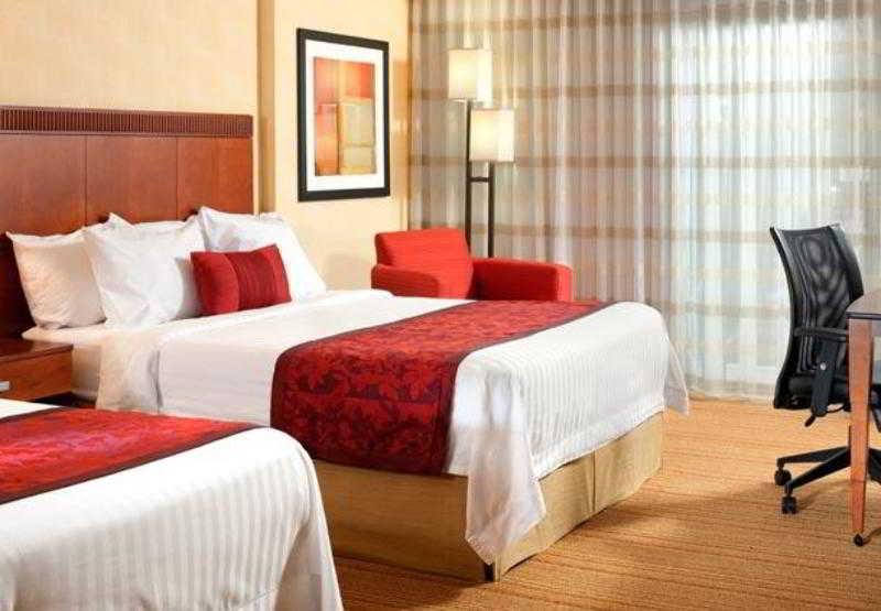 Courtyard By Marriott Fairfax Fair Oaks Hotel Phòng bức ảnh